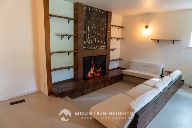 Foto del edificio - 3516 Summer Oaks Cir