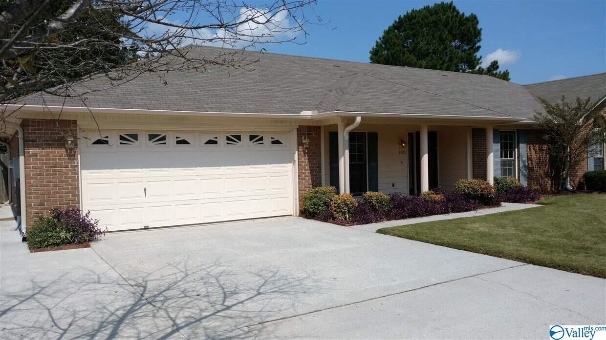 Primary Photo - 2320 Magna Carta Pl SW