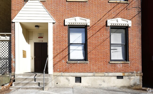 Building Photo - Cutter Apartments