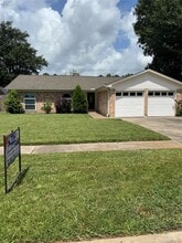 Building Photo - 15815 Whipple Tree Dr