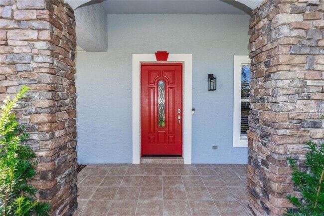 Building Photo - 12 Peruvian Ln