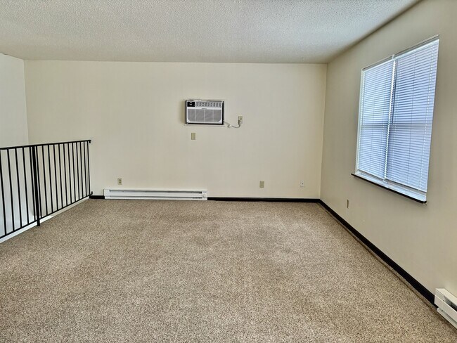 Foto del edificio - 338 Oxford Ct