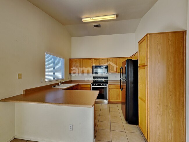 Foto del edificio - 10781 W Del Rio Ln