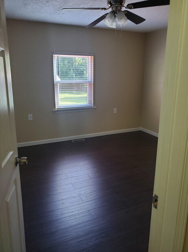 Dormitorio 2 - 150 Davis Ln