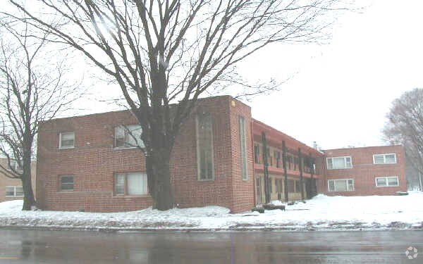 Foto del edificio - Longwood Apartments
