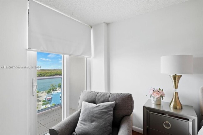 Foto del edificio - 2 bedroom in Sunny Isles Beach FL 33160