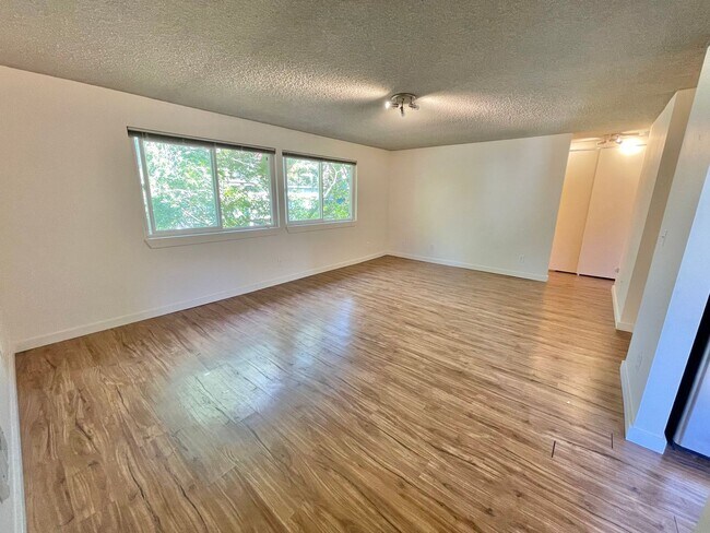 Foto del edificio - Top Floor 1-Bedroom