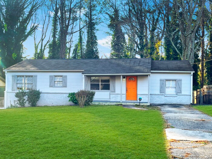 Primary Photo - 3257 Bobolink Dr