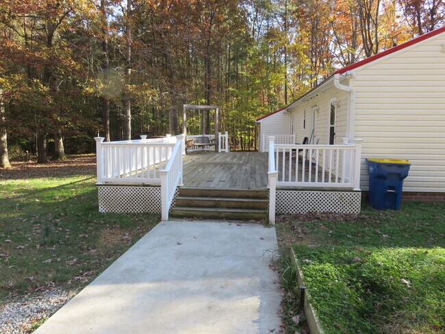 Foto del edificio - 14901 N Ivey Mill Rd