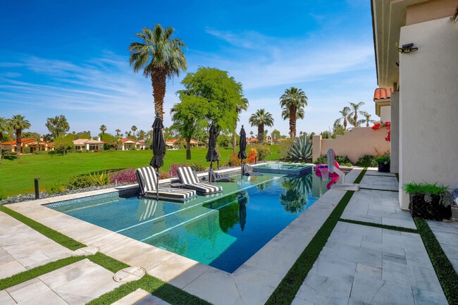 Foto del edificio - 860 Mission Creek Dr