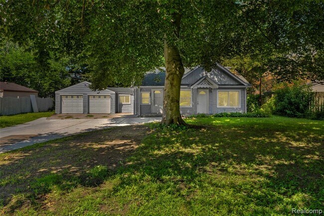 Building Photo - 641 Gilman St