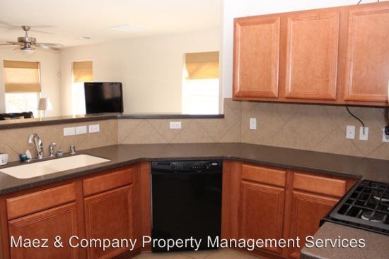 Building Photo - 4501 Santa Elena St