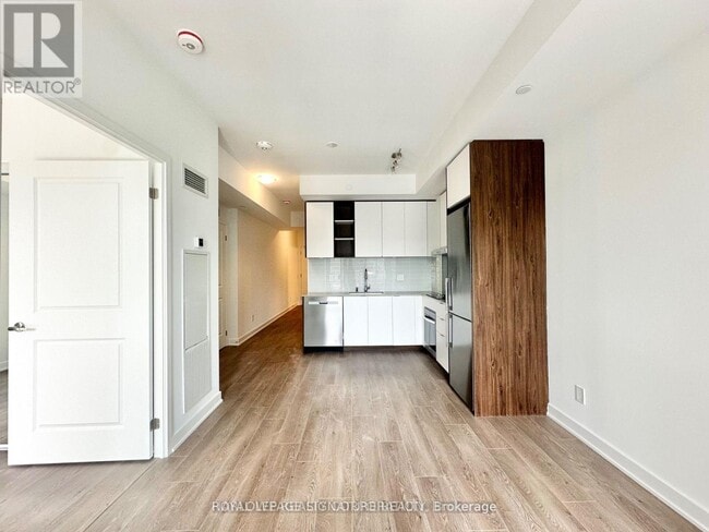 Photo du bâtiment - 543 Richmond St W