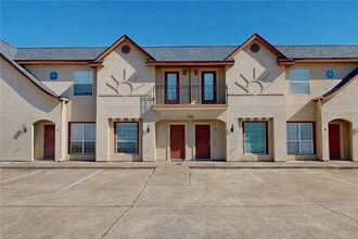 Building Photo - 301 Nimitz St