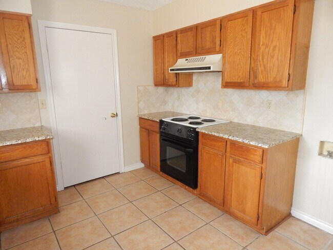 Foto del edificio - 808 Corey Dr