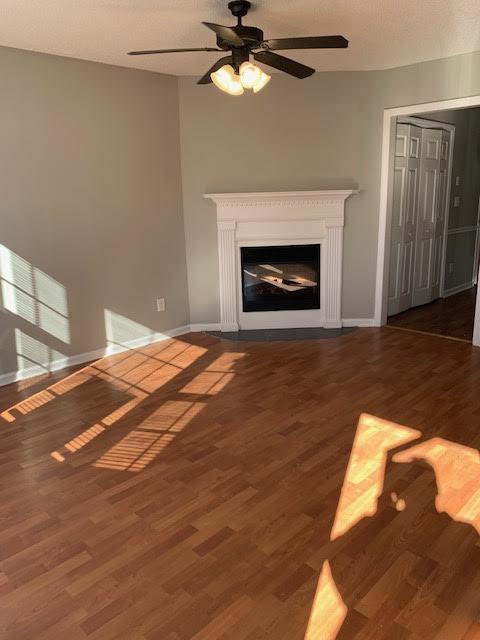 Foto del edificio - 2128 Flagstone Ct