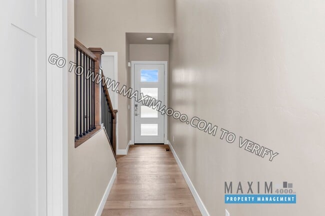 Foto del edificio - 660 Tilman Drive