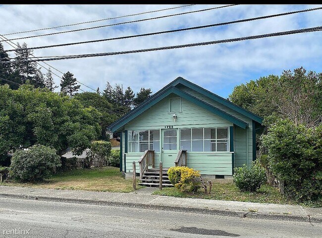 Building Photo - 2 br, 1 bath House - 1788 Maple St