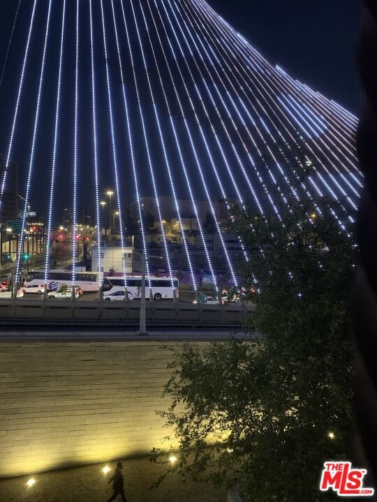 Foto principal - 10 Herzl Blvd