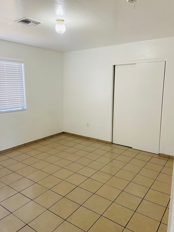 Building Photo - 6310 S Dunton Ave