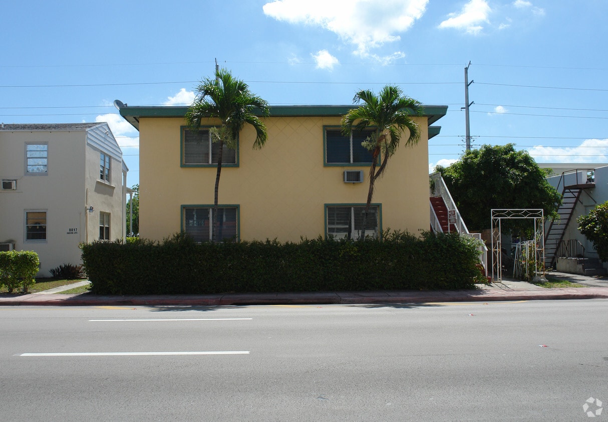 Primary Photo - 8011 Harding Ave