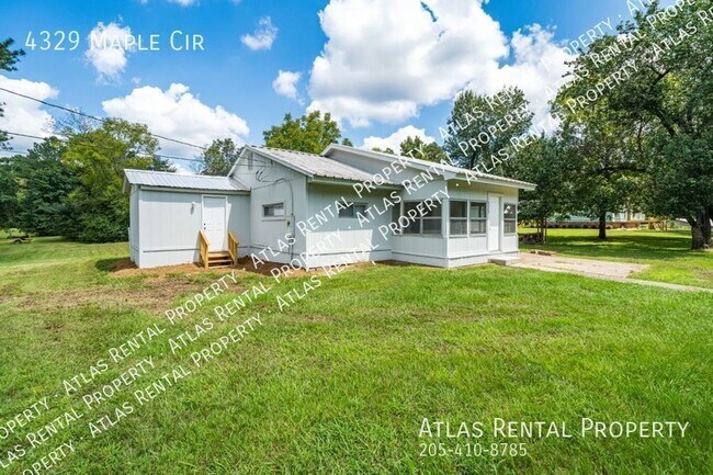 Foto del edificio - 4329 Maple Cir