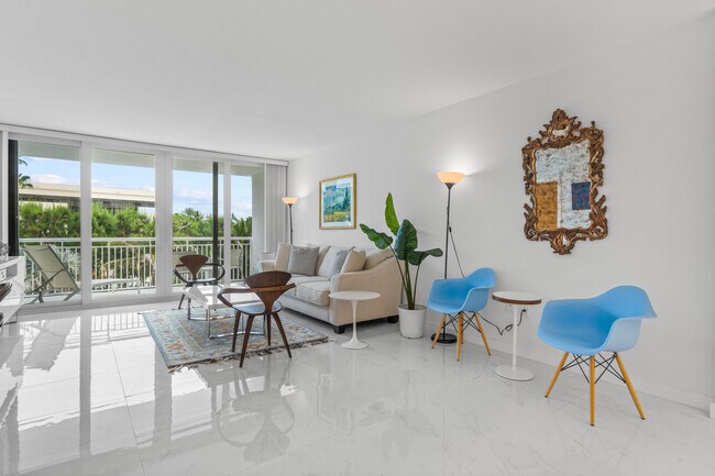 Foto del edificio - 2780 S Ocean Blvd