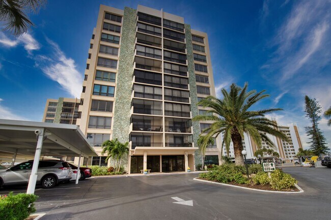 Foto del edificio - Seasonal Short-Term 2-Bedroom 2-Bathroom C...