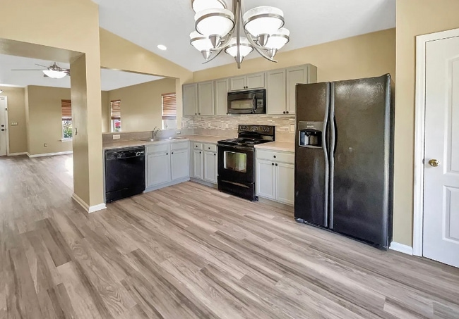 Foto del edificio - 11662 Pleasant Creek Dr