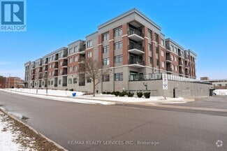 1-411 Redfern Ave