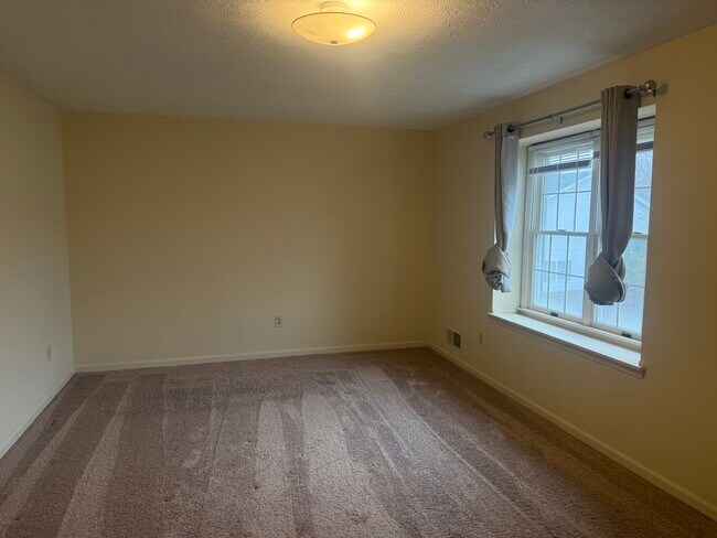 Foto del edificio - 55 Frenchwoods Cir