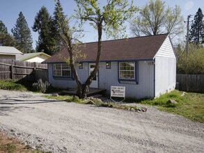 Building Photo - 41 Veterans Ln Building Photo - 41 Veterans Ln