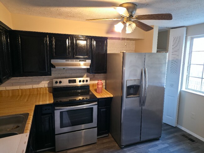 Foto del edificio - 1771 Hillmeade Square