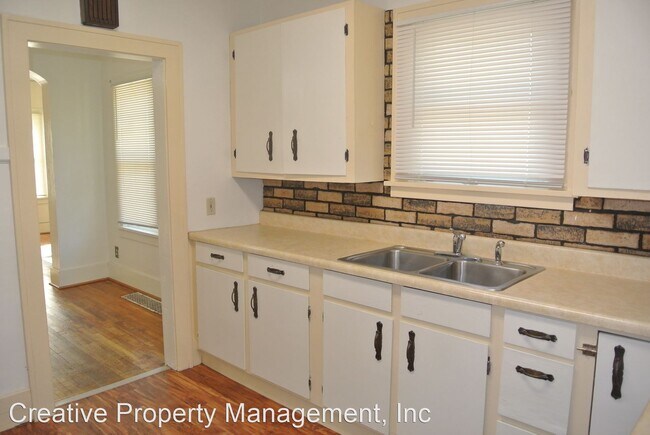 Building Photo - 3 br, 1 bath House - 701 - 1st St NW