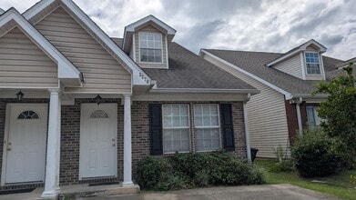 Building Photo - 3376 Sawtooth Dr