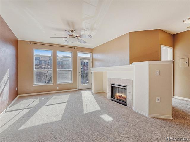 Building Photo - 10176 Park Meadows Dr