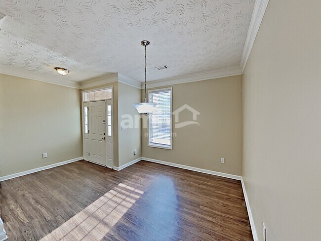 Foto del edificio - 2319 Clipper Lane
