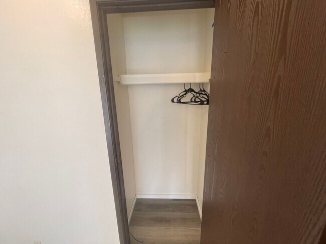 Foto del edificio - Ground Floor 2 Bed, 1 Bath near Upriver & ...