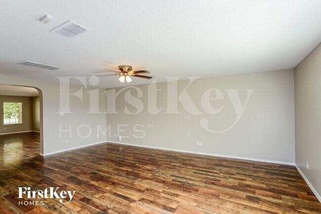 Building Photo - 12022 Dove Ranch