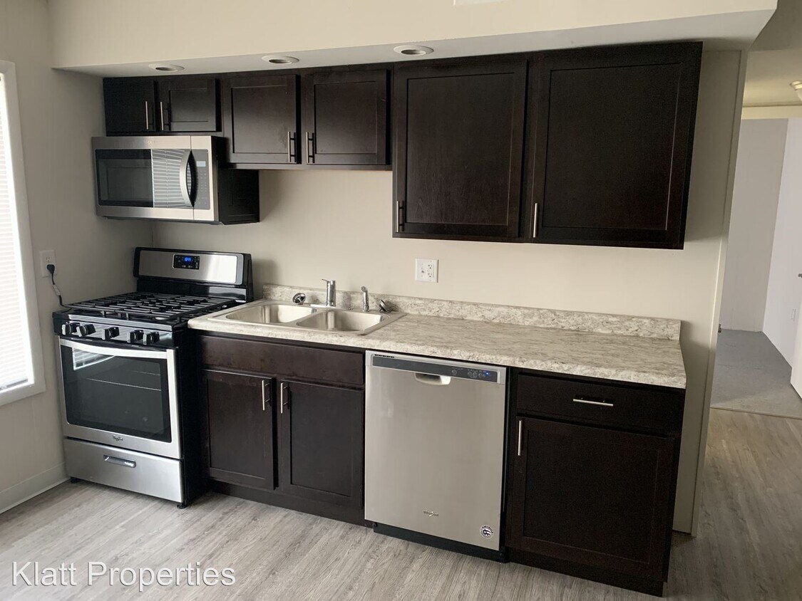 Foto principal - 409 W Elm St