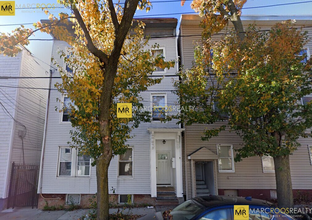 Foto principal - 103 Sciarappa St