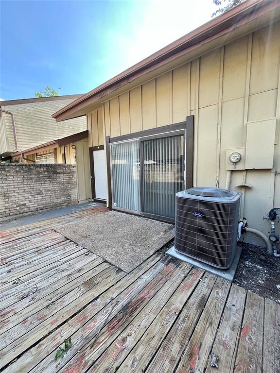 Building Photo - 12625 Newbrook Dr