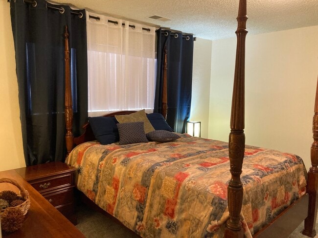 Master bedroom - 4316 Rilea Way