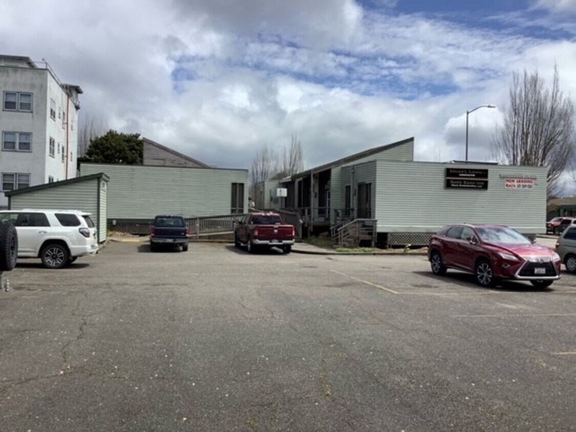 668 Anderson Ave Unit 650, Coos Bay, OR 97420 Room for Rent in Coos