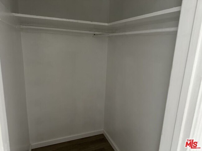 Foto del edificio - 1721 Pine Ave