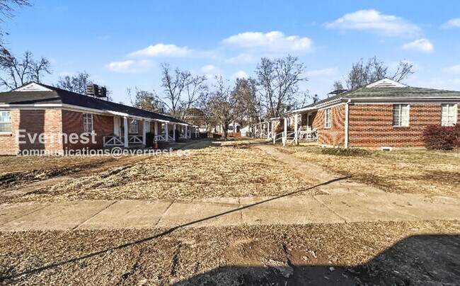 Foto del edificio - 1018 4th Ave W