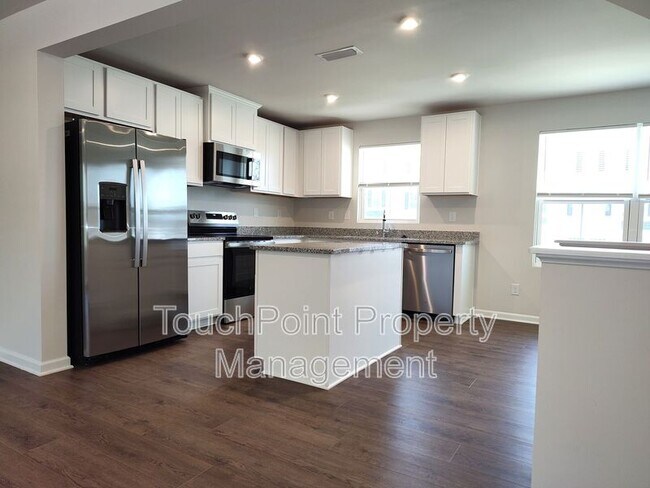 Foto del edificio - 5850 Granbury Dr