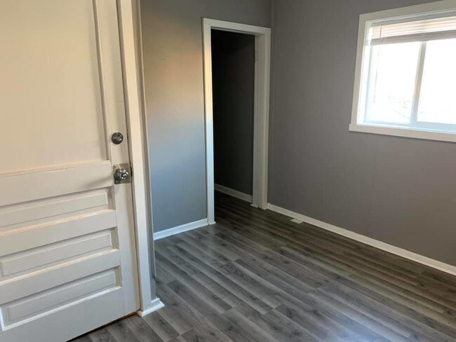 Foto del edificio - 314 E Taylor St