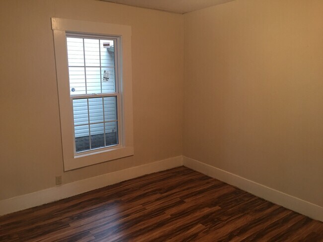 Foto del edificio - PRE- LEASING TO APPROVED APPLICANTS- we wi...