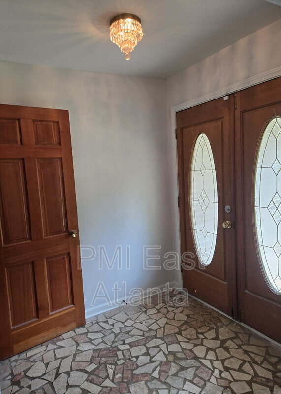 Foto del edificio - 3622 Kings Park Way